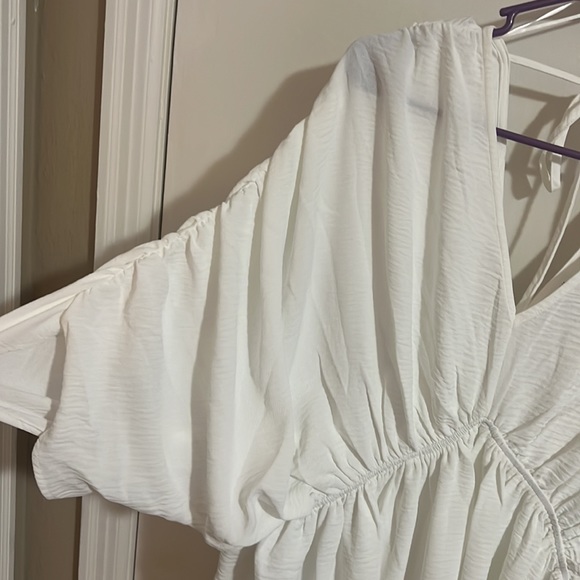 Ivory Top - Picture 3 of 5